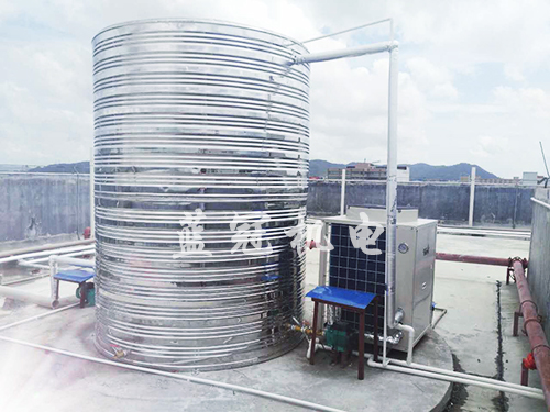 不像太陽能熱水器存在玻璃破裂漏水問題 不像太陽能熱水器存在玻璃破裂漏水問題