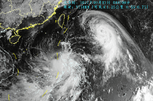 臺風(fēng)“泰利”的走向受到19號臺風(fēng)的影響一路向北偏移