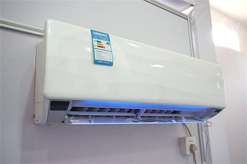 使用長(zhǎng)期不清洗的空調(diào)會(huì)對(duì)人體造成危害